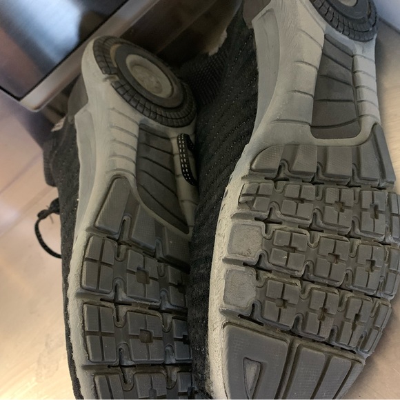 Under Armour high top running shoes - Picture 5 of 5